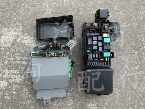 适用于本田7代雅阁发动机保险丝室内继电器车身电脑其他
