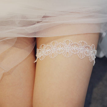 Sexy black lace leg ring garter women's white lace bridal wedding leg ring performance ຕົບແຕ່ງຂາ