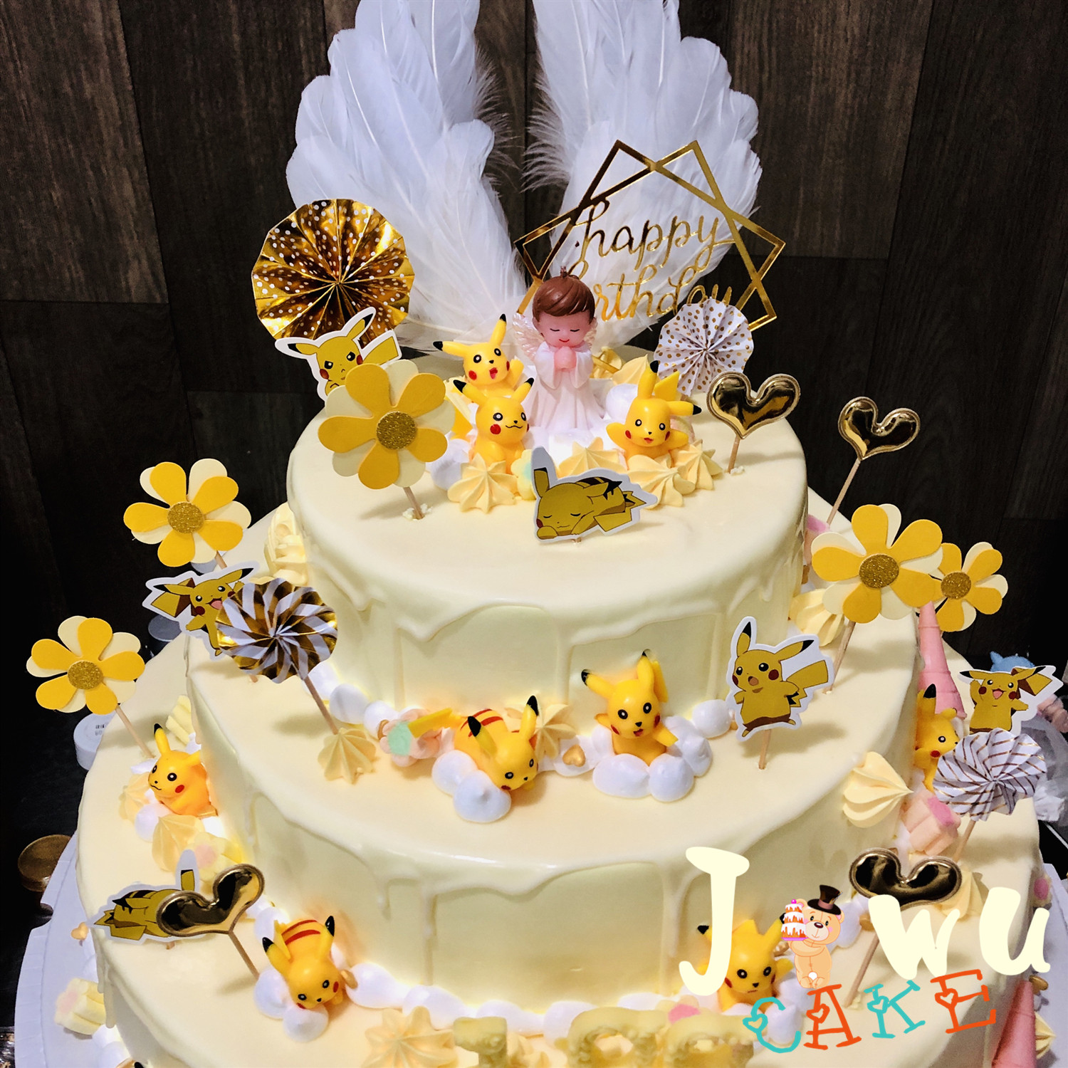 皮卡丘生日蛋糕三层宝宝满月百日周岁天津沈阳青岛新鲜生日蛋糕