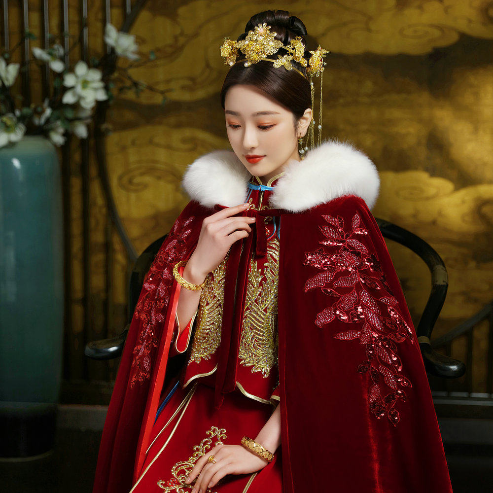 披风秀禾加厚保暖斗篷披肩毛披肩婚礼中式新娘围巾