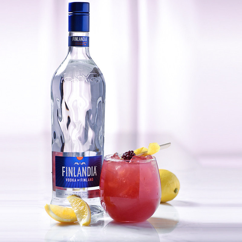 御玖轩 进口洋酒 芬兰伏特加原味鸡尾酒调酒基酒小鸟伏特加700ml