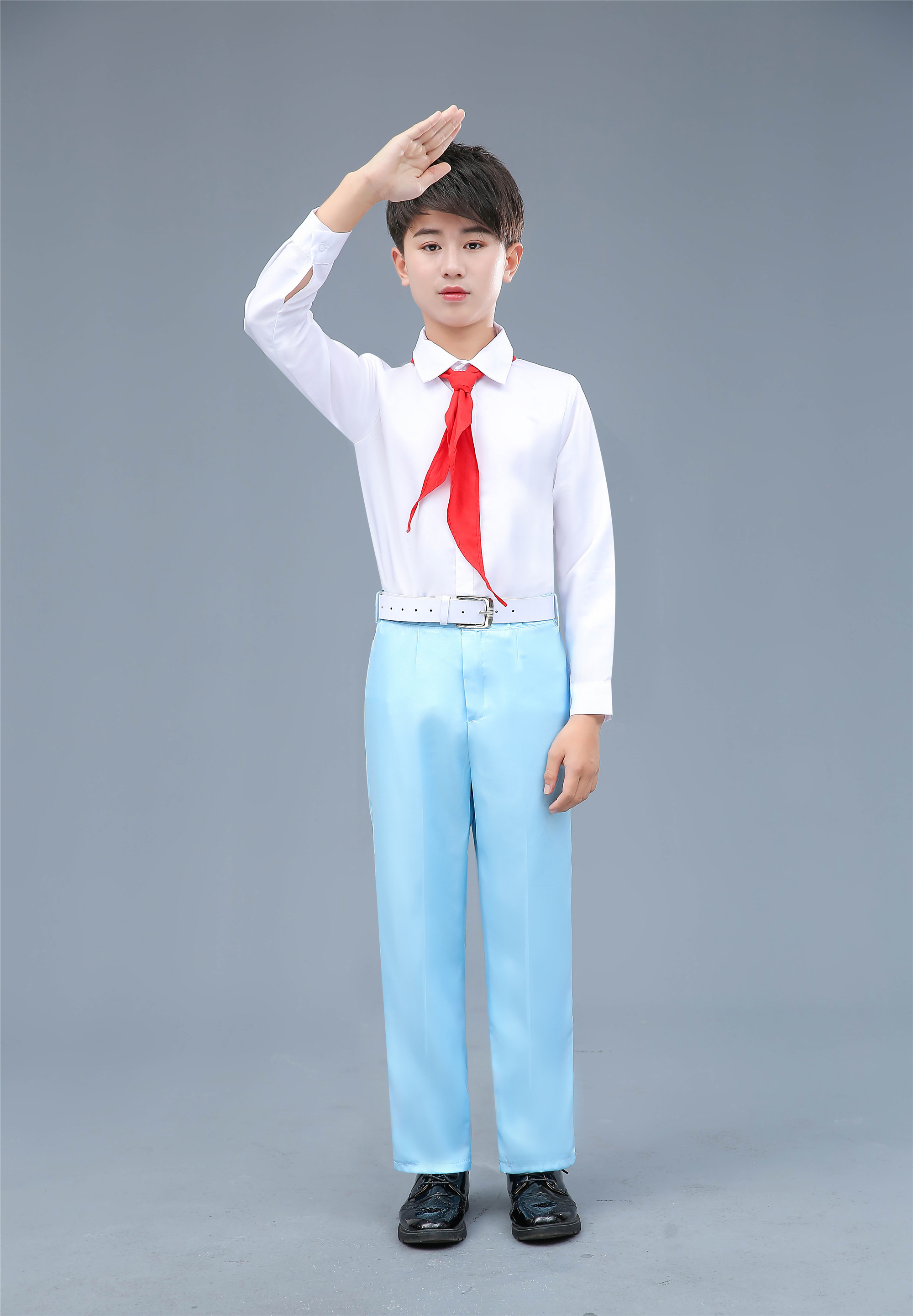 千人颂词团体大合唱表演唱中小学生诗歌朗诵少先队员歌唱儿童演出服