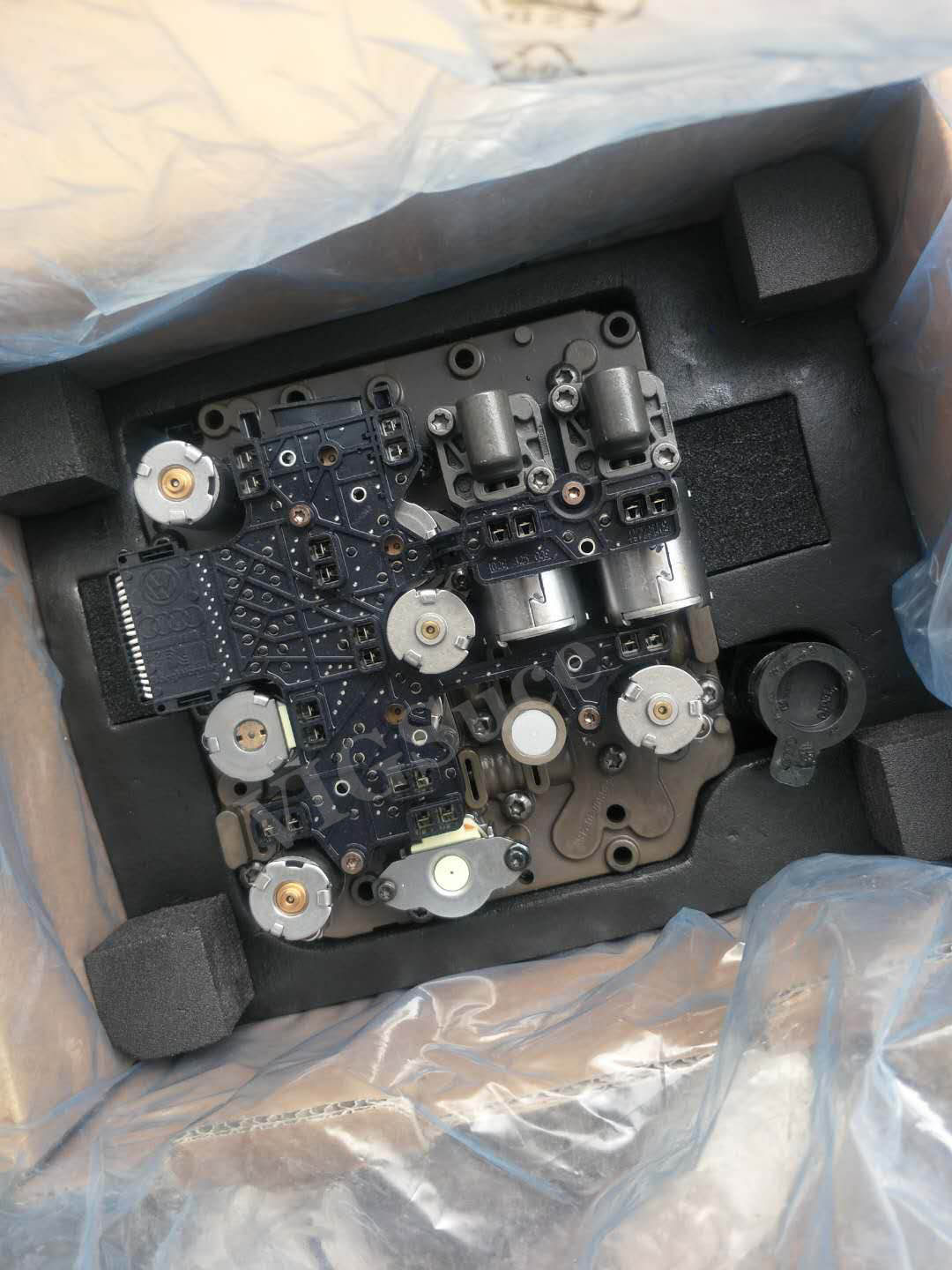 02e奥迪q3大众迈腾20l变速箱阀体带线机电变速箱