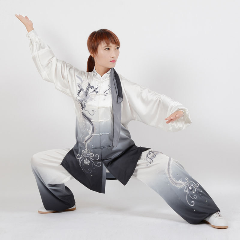 言一2020款太极服女渐变过渡刺绣表演练功服气太极服