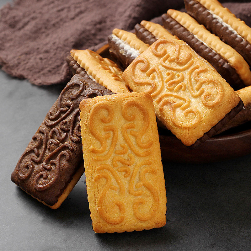 夹心饼干朱古力儿时8090味道零食休闲小吃鸳鸯夹心饼干