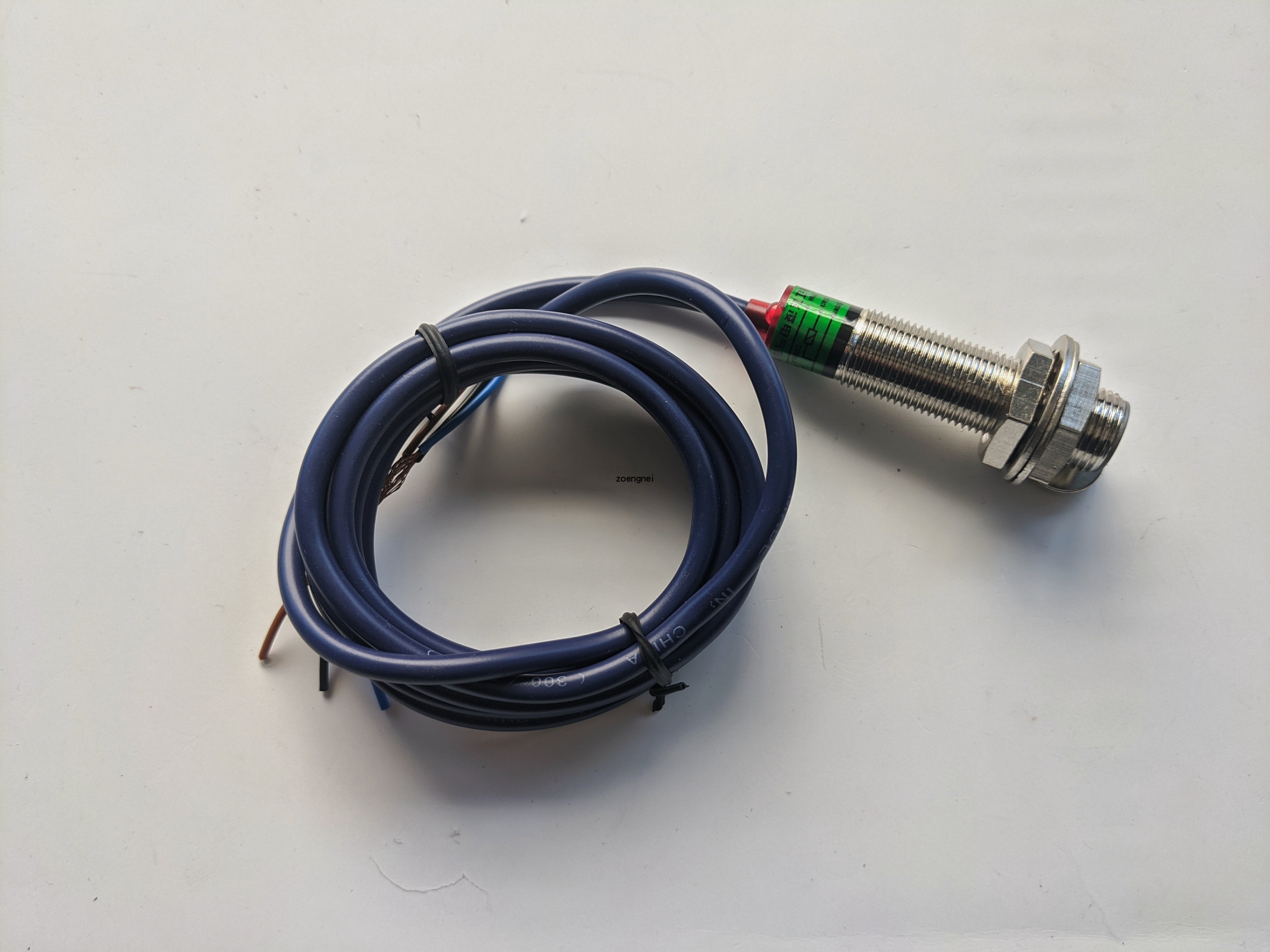 飞凌h12n1n霍尔接近开关三线npn常开no磁性感应传感器