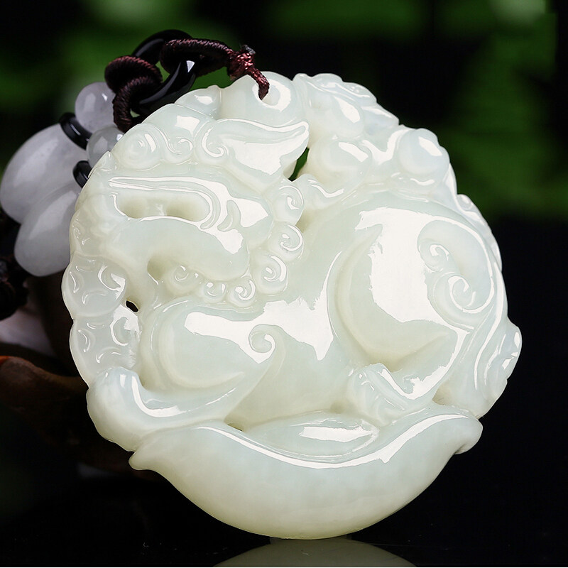 白玉貔貅新疆和田吊坠天然昆仑金丝玉男女女款颈饰