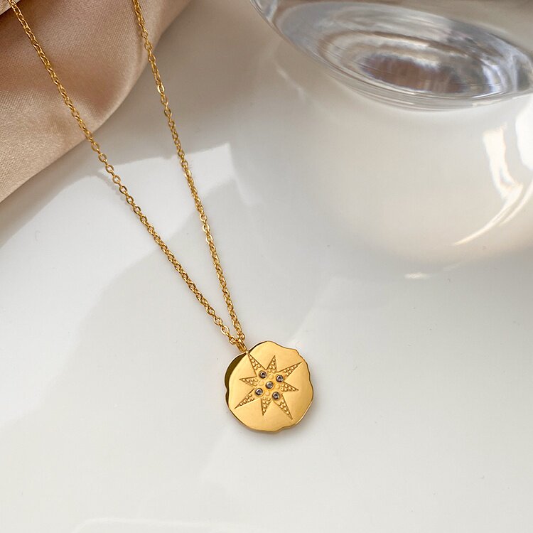 小杨家设计太阳项链圆星高级众美洋网小众链感项链