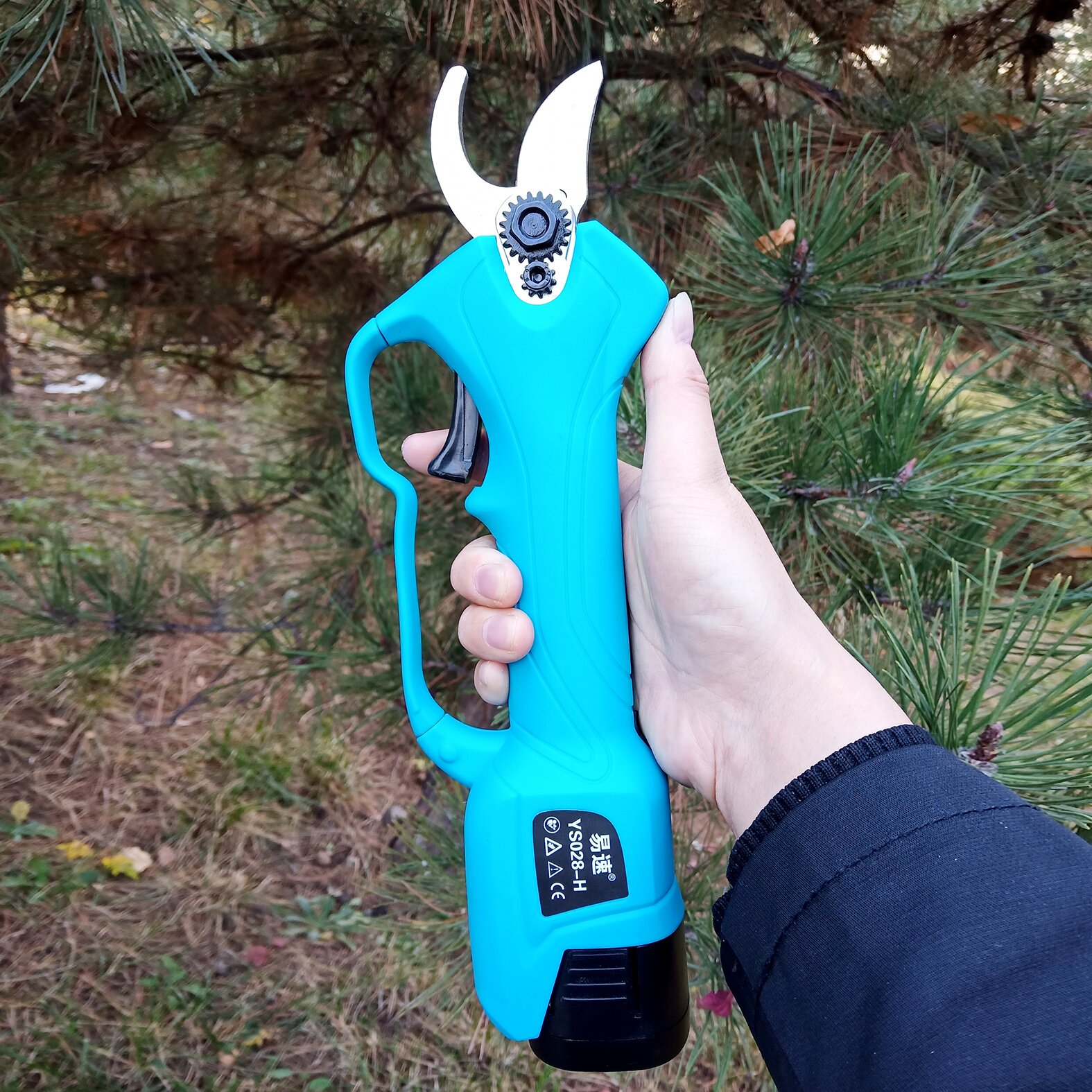 易速无线2.8公分电动修枝剪刀果树园林园艺伸缩电剪