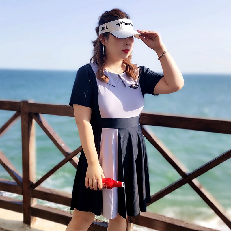 谭柒柒plus微胖泳衣女胖mm大码保守200斤泡温泉2020新款撞色连体