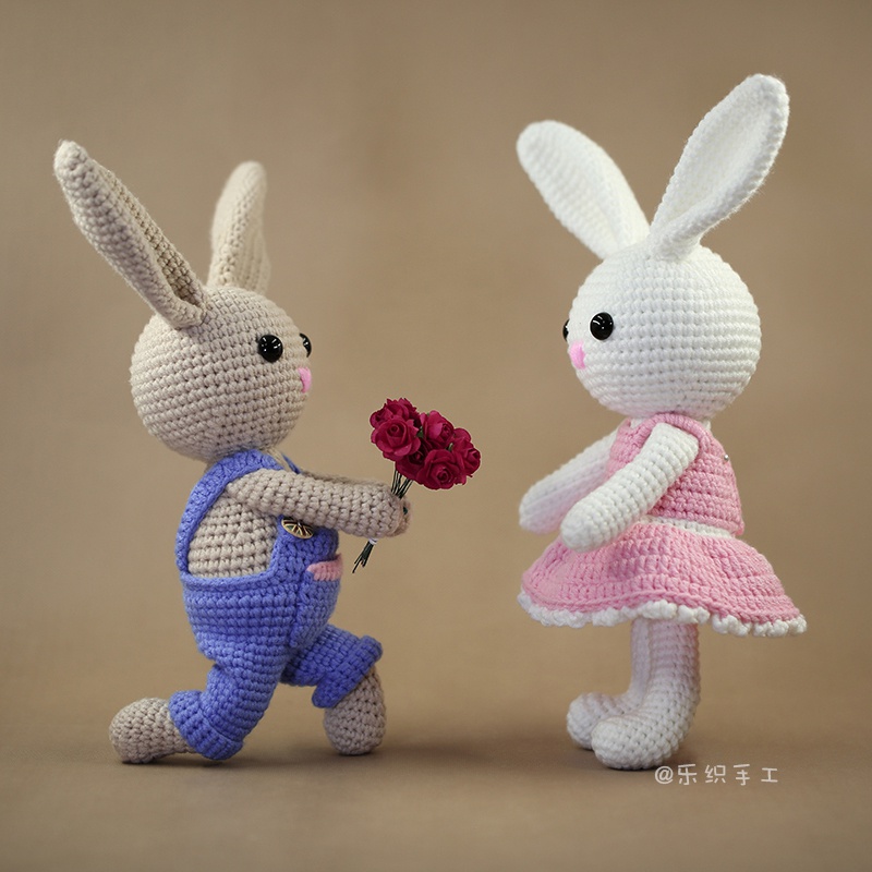 乐织手工钩针编织毛线玩偶材料包diy情侣礼物长耳兔公仔勾线娃娃