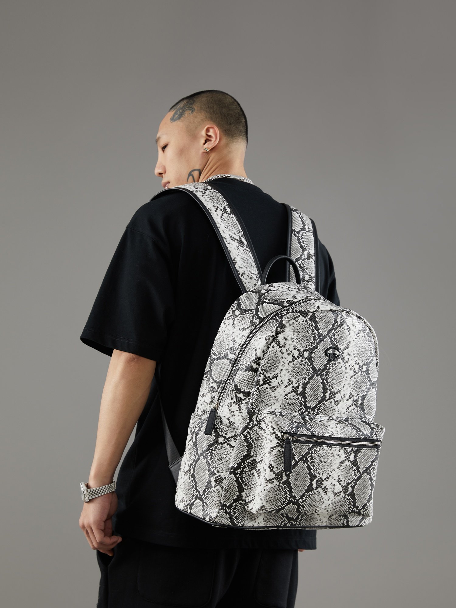 chu0028couplehunnidu0029by谢帝蛇纹系列双肩包电脑包双肩背包