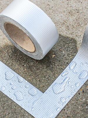 自粘胶带放水补漏屋顶平房漏水裂缝丁基卷材铝箔防水涂料