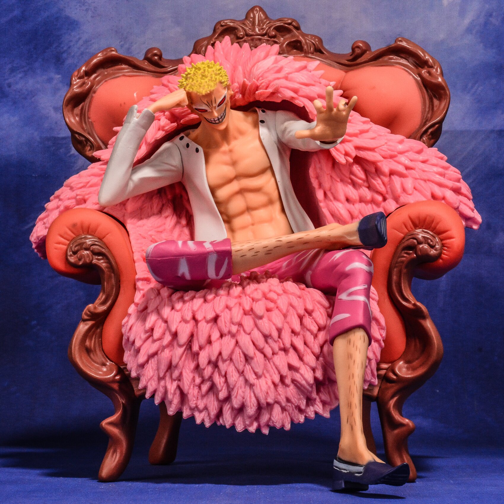 海贼王手办弗朗明哥坐姿模型摆件礼物潮玩盲盒