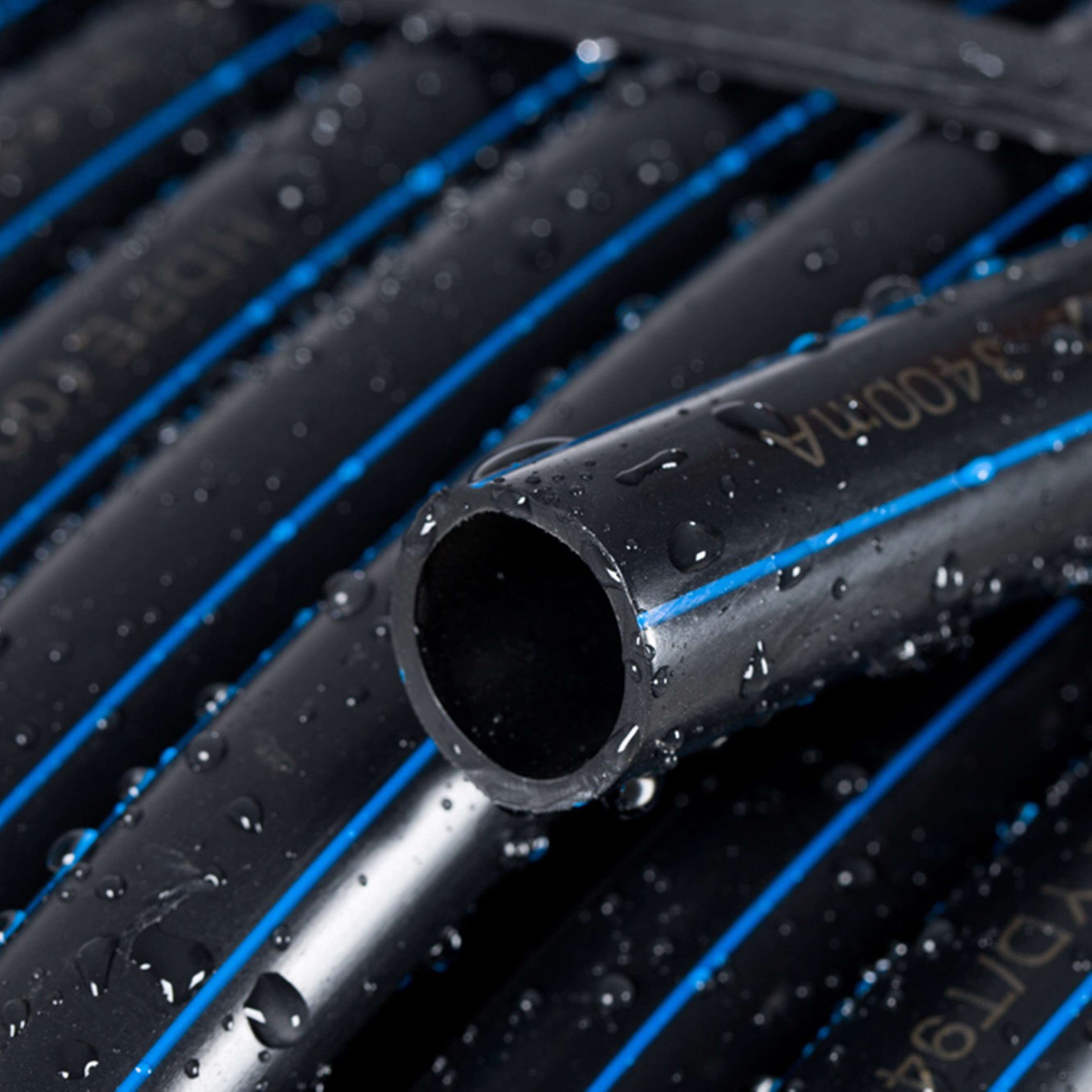 pe水管黑色盘管自来自来水灌溉管材管件接头配件pe管