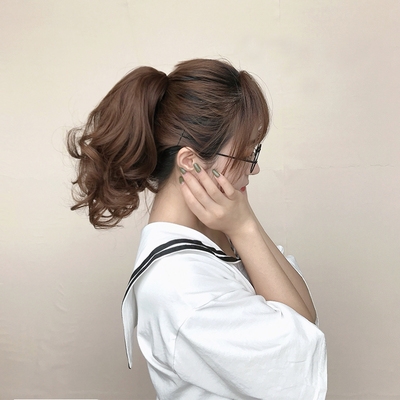 马尾高档ベ鬼鬼家假发抓夹仿真发短逼真自然马尾