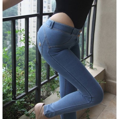 牛仔裤弹力瑜伽臀翘臀中长裤美裤臀蜜牛仔裤