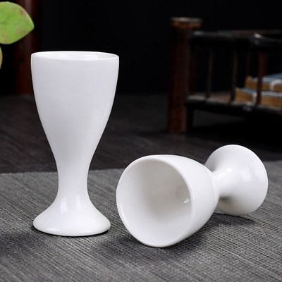 酒杯高脚杯特价10个装白瓷三钱杯小白酒酒杯