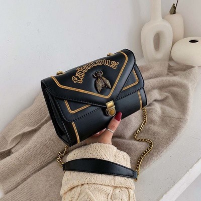 刺绣丝绒蜜蜂包女2020流行新款百搭单肩斜挎包时尚链条小方包