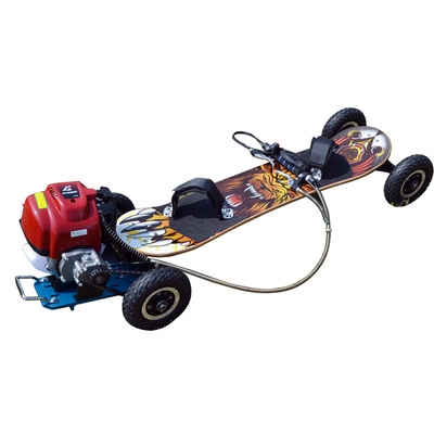 滑板汽油滑板车四轮越野动力电动四冲滑板车