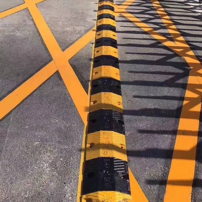 减速防滑垫乡村小区铸钢公路道路坡道橡胶4cm减速带减速垄