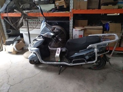 电动车保险杠jgx保险杠大货架电瓶车保护架尾架踏板