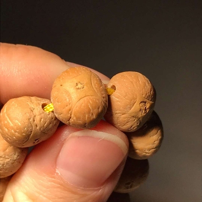 尼泊尔12mm四角麒麟眼小手持菩提提手串新籽高佛珠