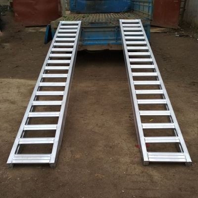 收割机上车爬梯防滑跳梯耐用实用家庭农机配件收割机械