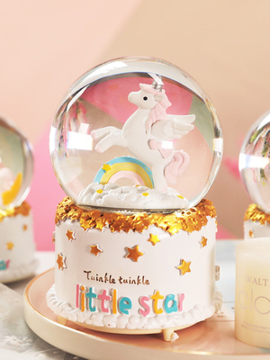 独角兽水晶球音乐盒八音八音盒盒带雪花可发发光儿童音乐盒