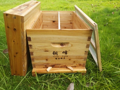 蜜蜂蜂箱全套养蜂工具养蜂箱煮蜡杉木中蜂标准七框蜂巢箱