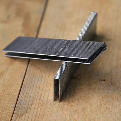 钉枪钉气1013j422j钢墙木工水泥混凝土钉子st18f30钉直气钉枪