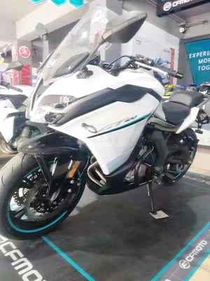 适用于春风400gt650gt摩托车保险杠护杠防摔cf400gt保护摩托车保险杠
