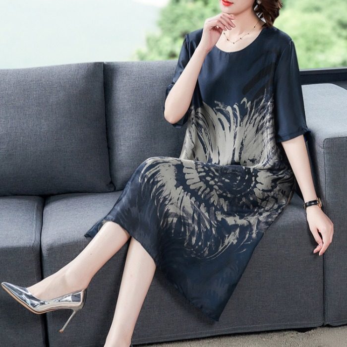 贵妇中年减龄阔太蚕丝桑蚕真丝妈妈花香印花连衣裙