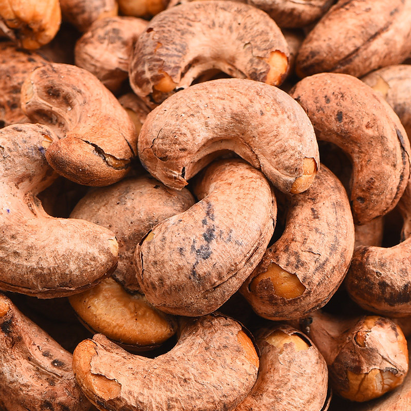 【憨豆熊】新货带皮大腰果仁500g连罐重紫衣坚果2罐散装零食批发