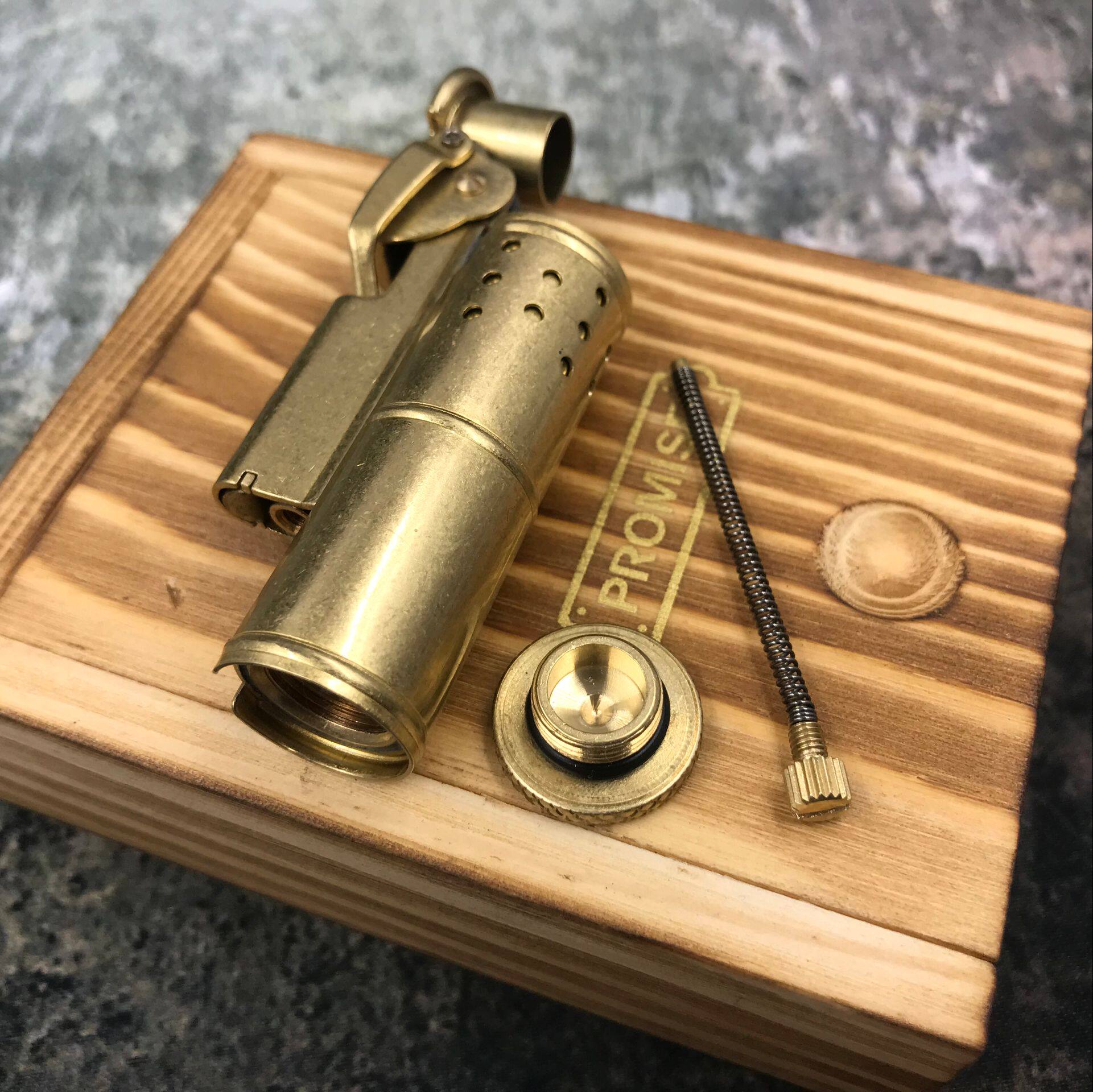 纯铜手工火机机diy复古防风老式黄铜战壕个性煤油打火机