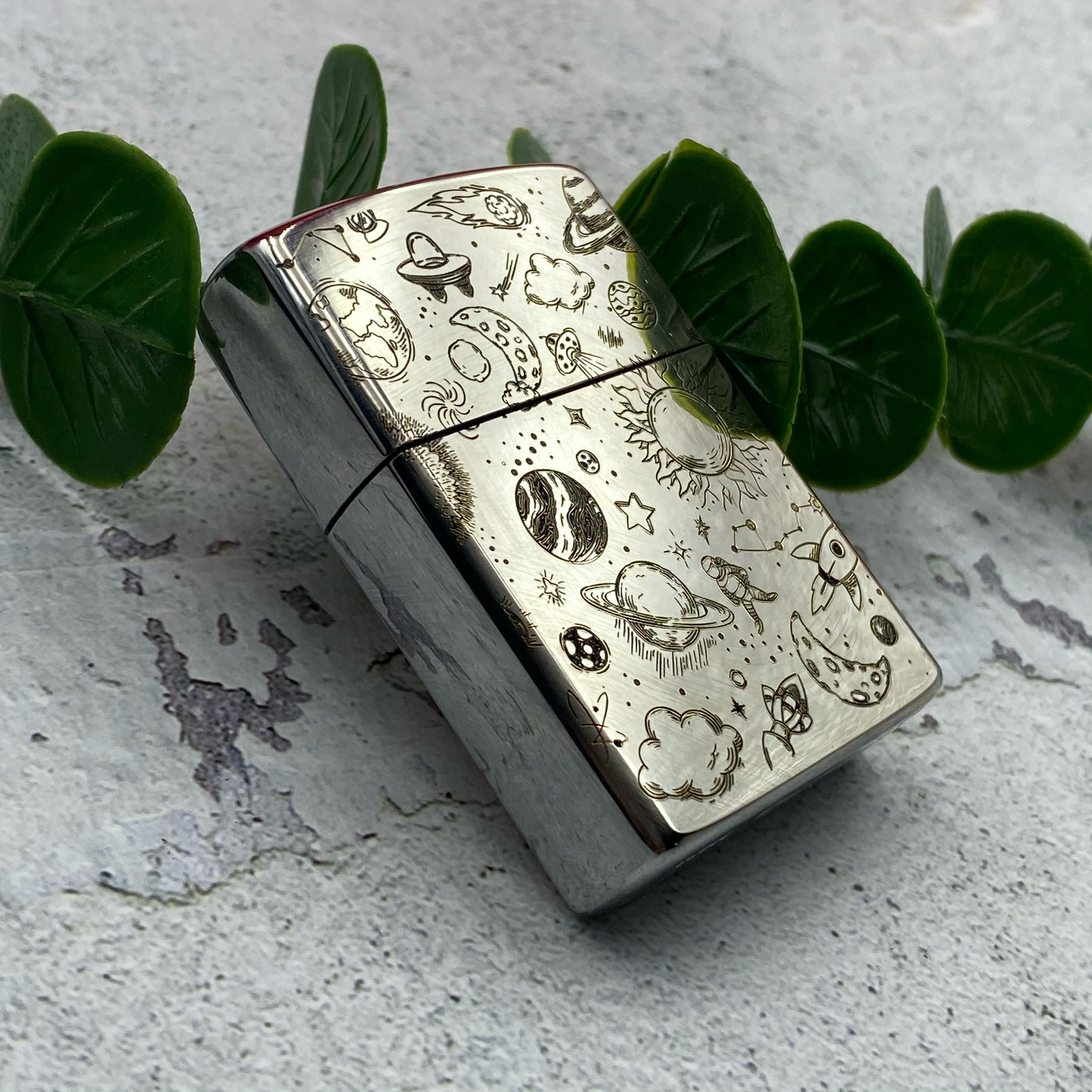 zorro佐罗亮铬双色精雕漏铜卡通防风送礼宇航员煤油打火机