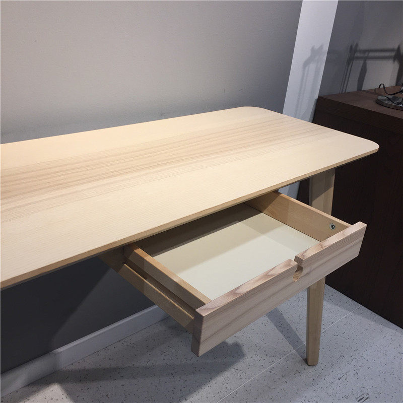 宜家利萨书桌家用书房电脑桌饭桌实木写字台简约办公电脑桌