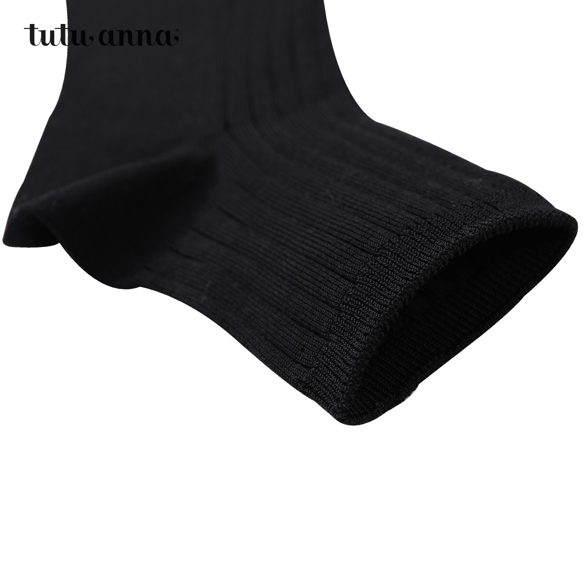 tutuanna短袜女款 纯色 棉质 秋冬款 黑色保暖防臭吸汗短筒袜子