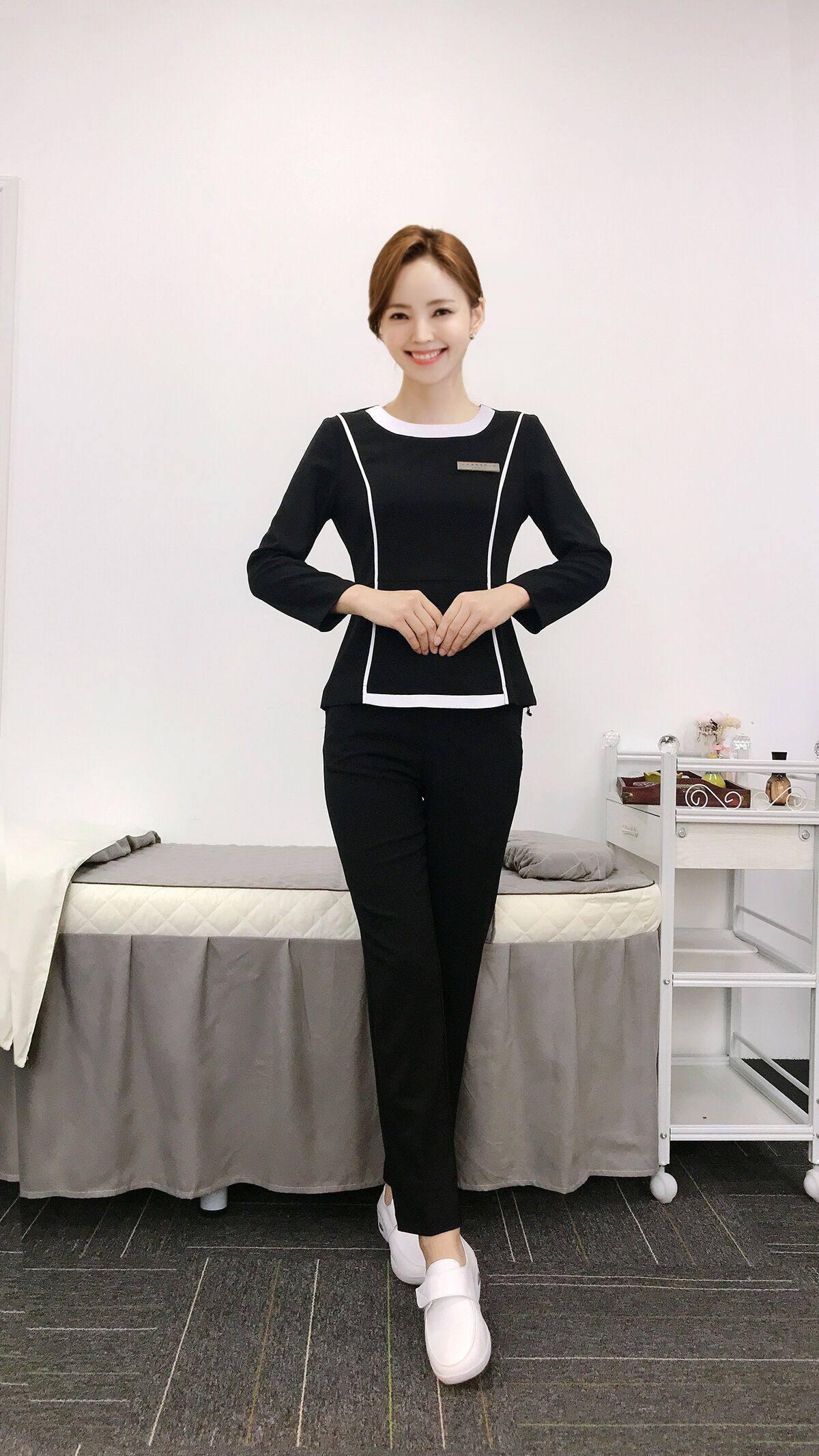 韩版美容院美容师工作服套裤裙七分袖纹绣美甲师技师服女夏装短袖