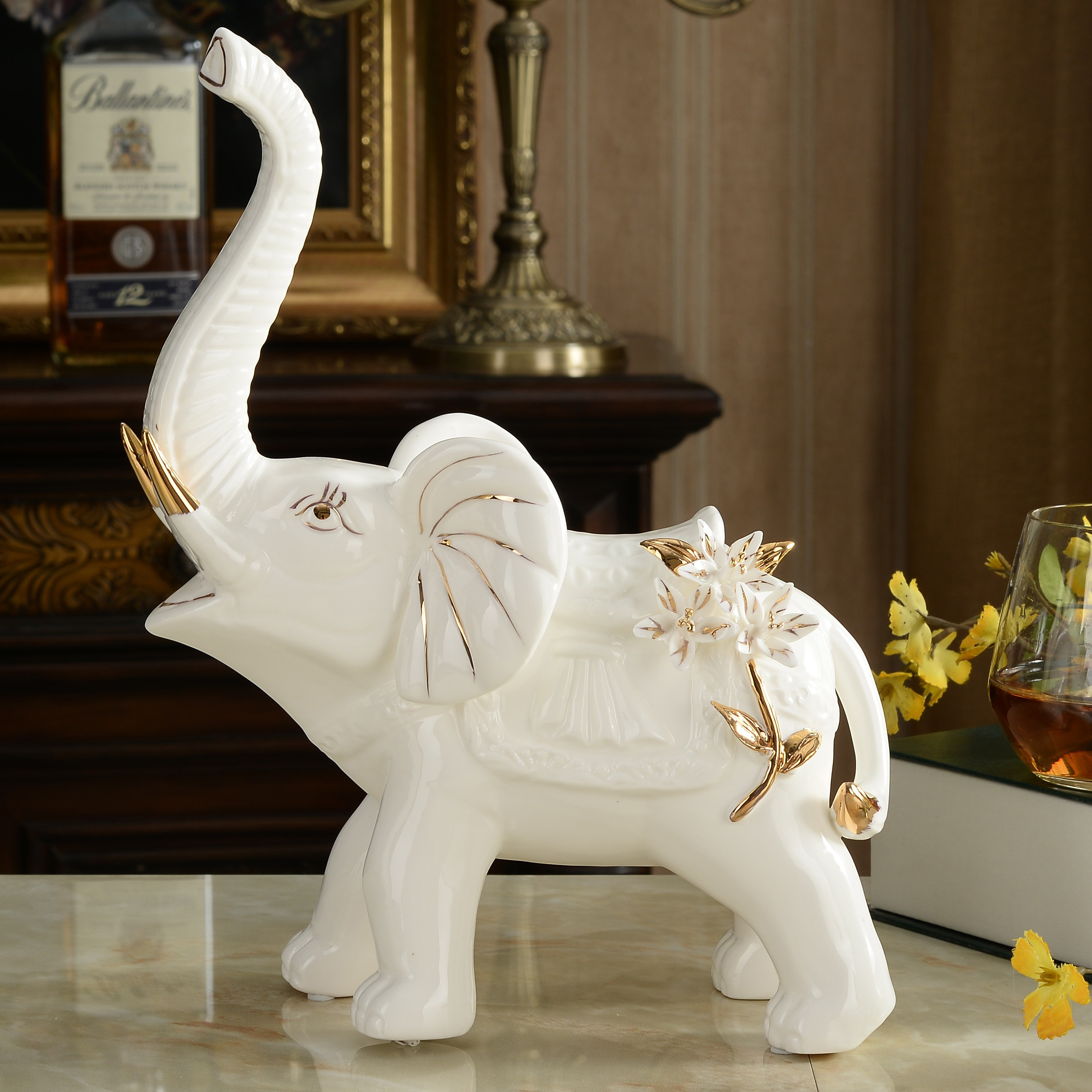 招财风水大象摆件陶瓷家居装饰工艺品客厅欧式创意结婚礼物象一对