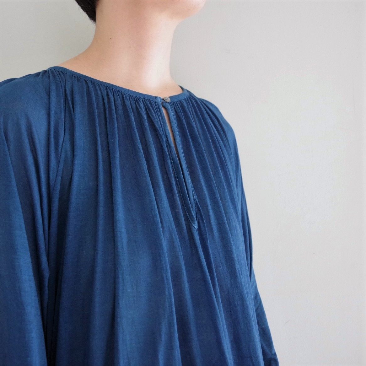 包邮日本直邮日本传统蓝染工坊 职人手工蓝染轻薄柔软褶皱罩衫