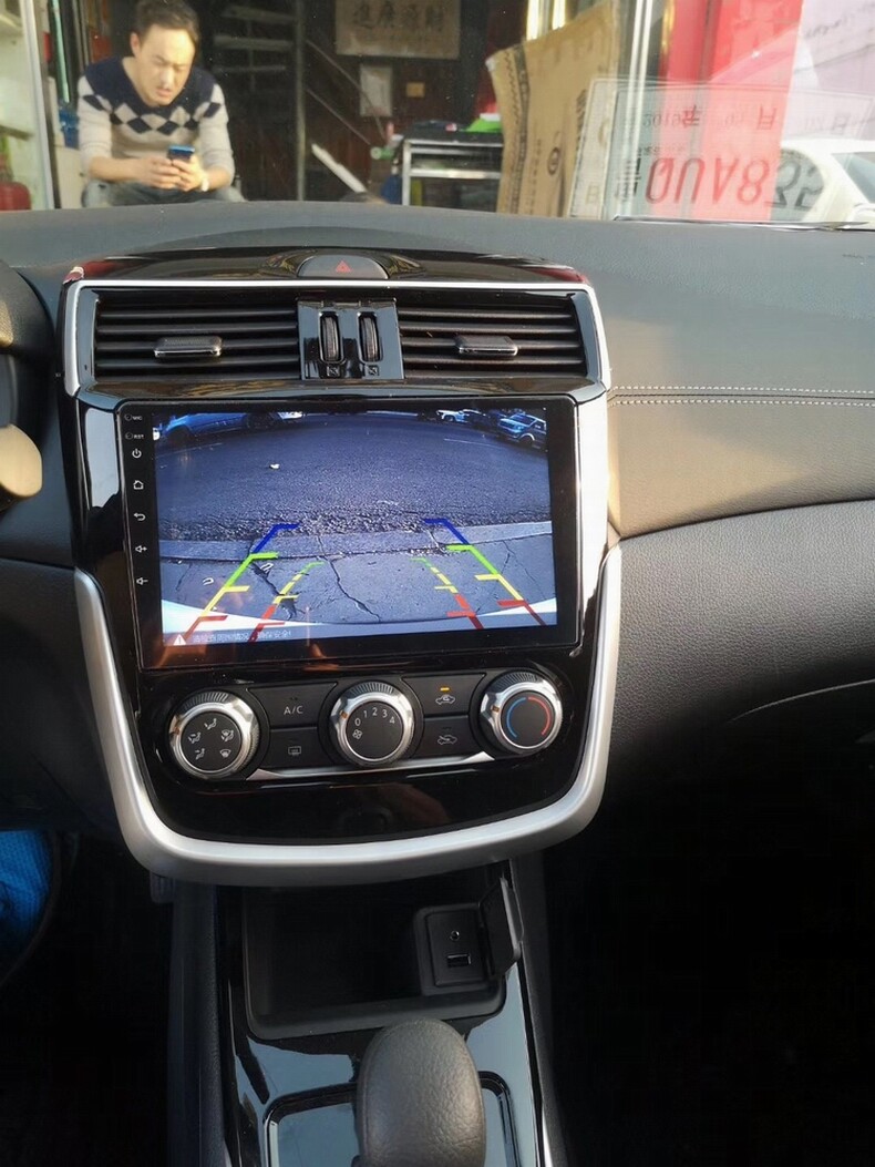 适用于日产骐达导航16款智能中控安卓大屏倒车智能车机导航