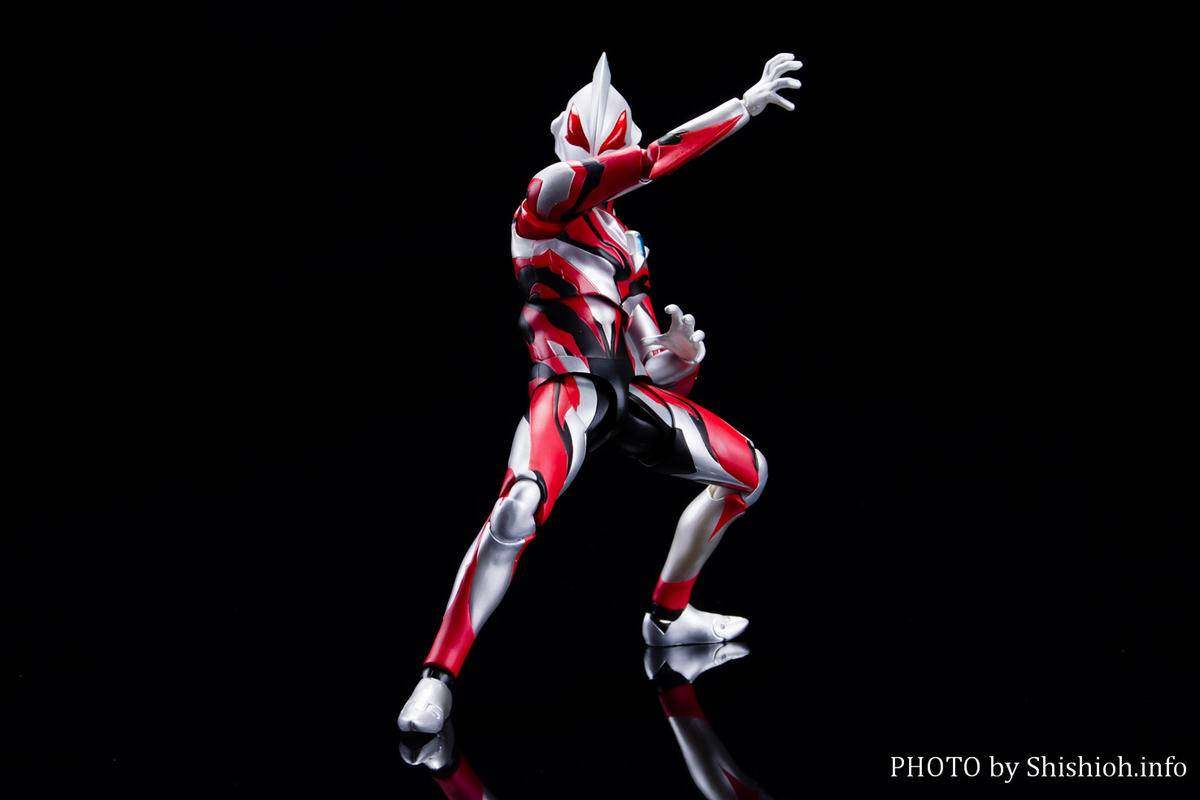 现货万代shf捷德奥特曼红眼蓝眼新生代基德geed手办