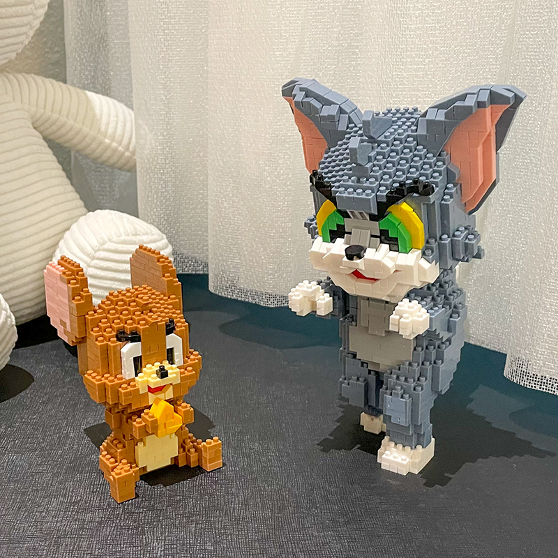 微型小颗粒拼装积木兼容乐高成人拼图儿童益智玩具3d摆件猫和老鼠