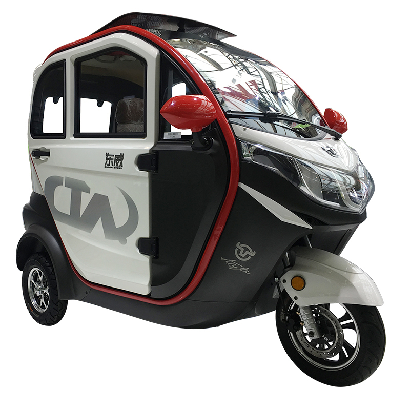 电动设备/三轮封闭式代步电动车  ￥ 5,000 原价: 5000元10折距离结束