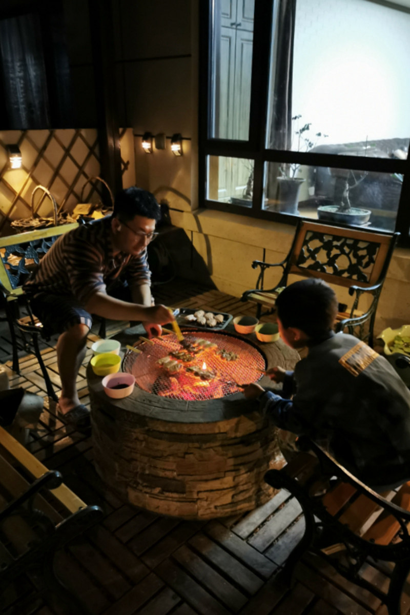 烧烤户外桌椅家用木炭别墅庭院阳台花园休闲桌椅套件