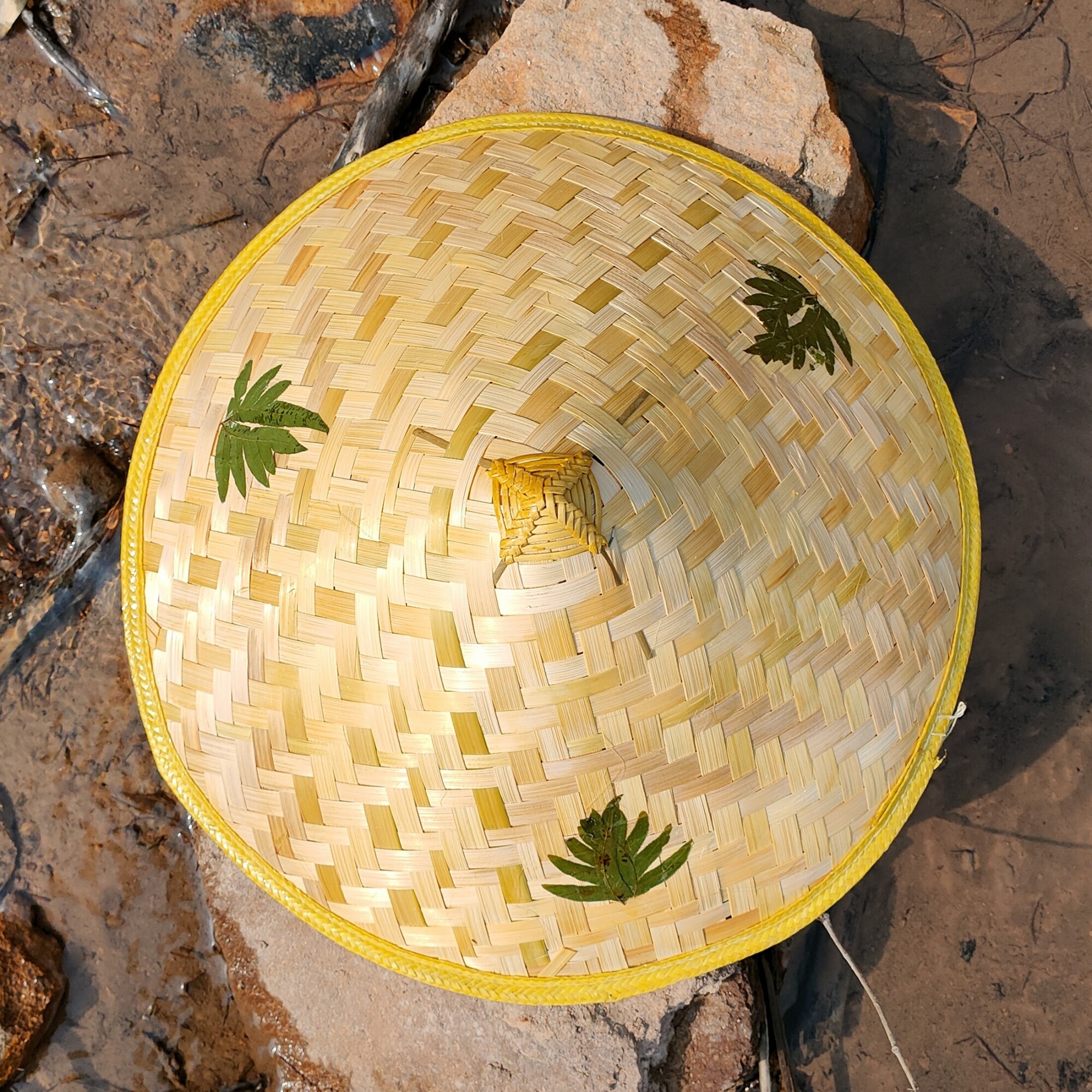 农民草帽夏天遮阳帽竹编斗笠旅游防晒沙滩防雨帽帽子