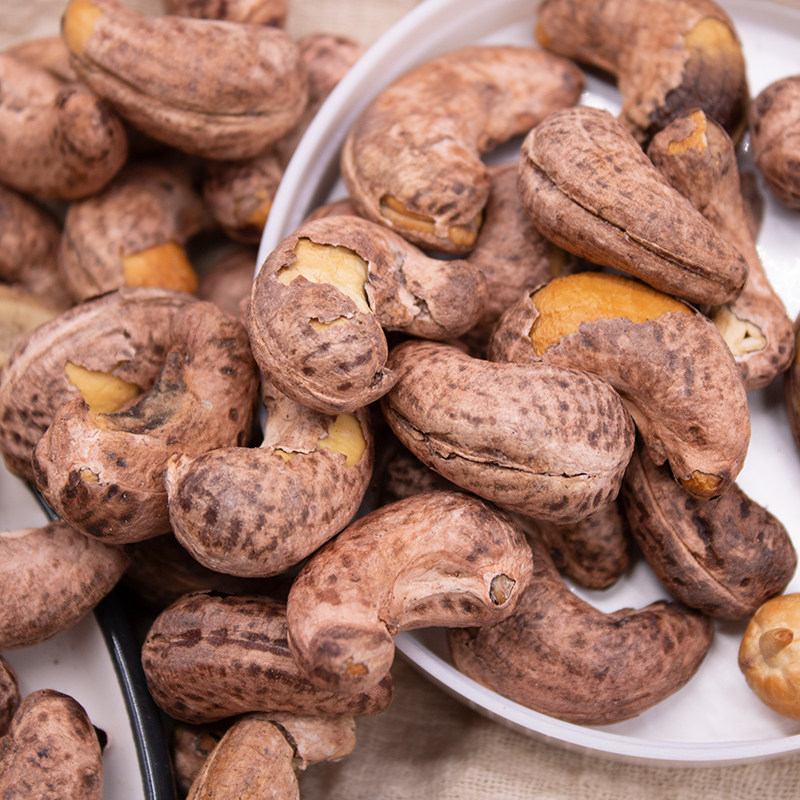 腰果罐装越南进口八婆410g颗粒盐焗炭烧坚果腰果