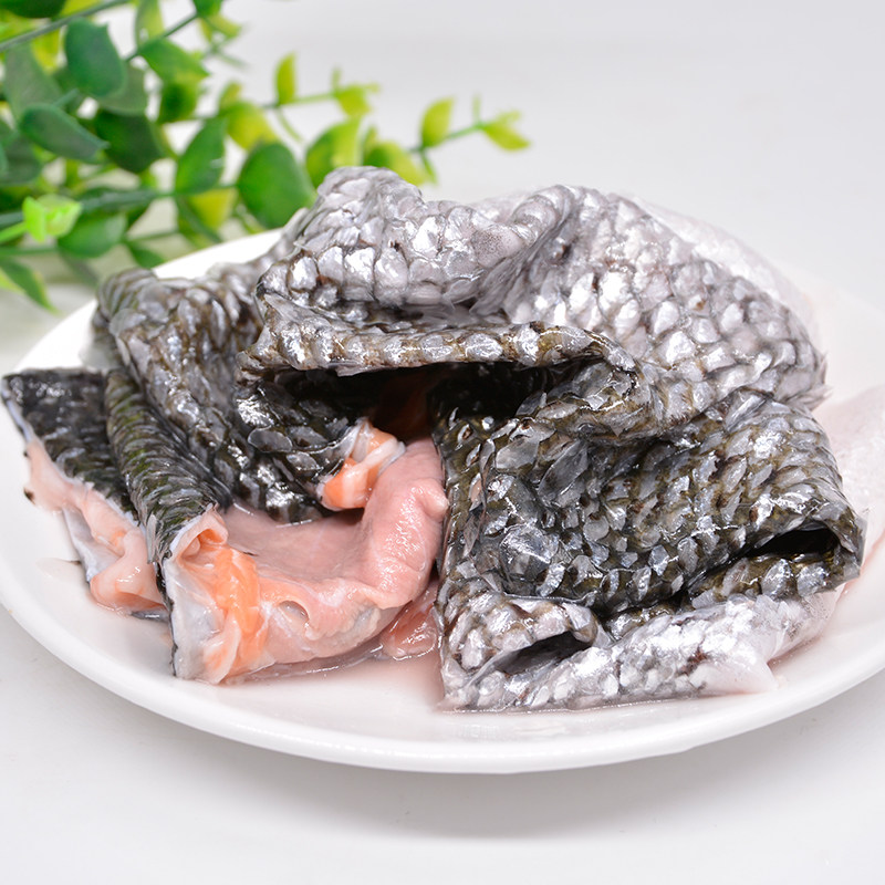 进口挪威冰鲜三文鱼皮新鲜可煎炸 200g限量出售边角料