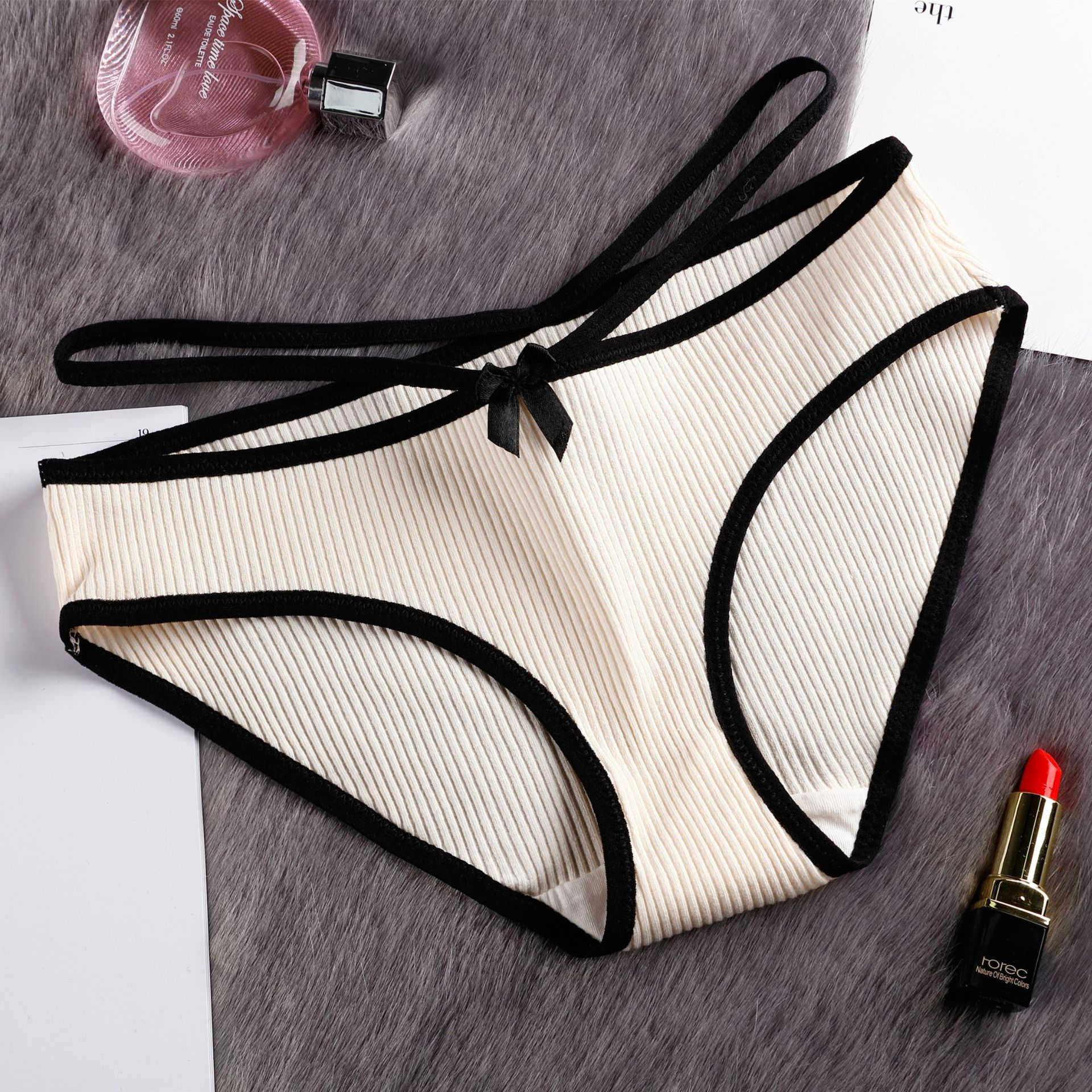 3条内裤女性性感丁字裤女日火辣低腰无痕纯棉内裤